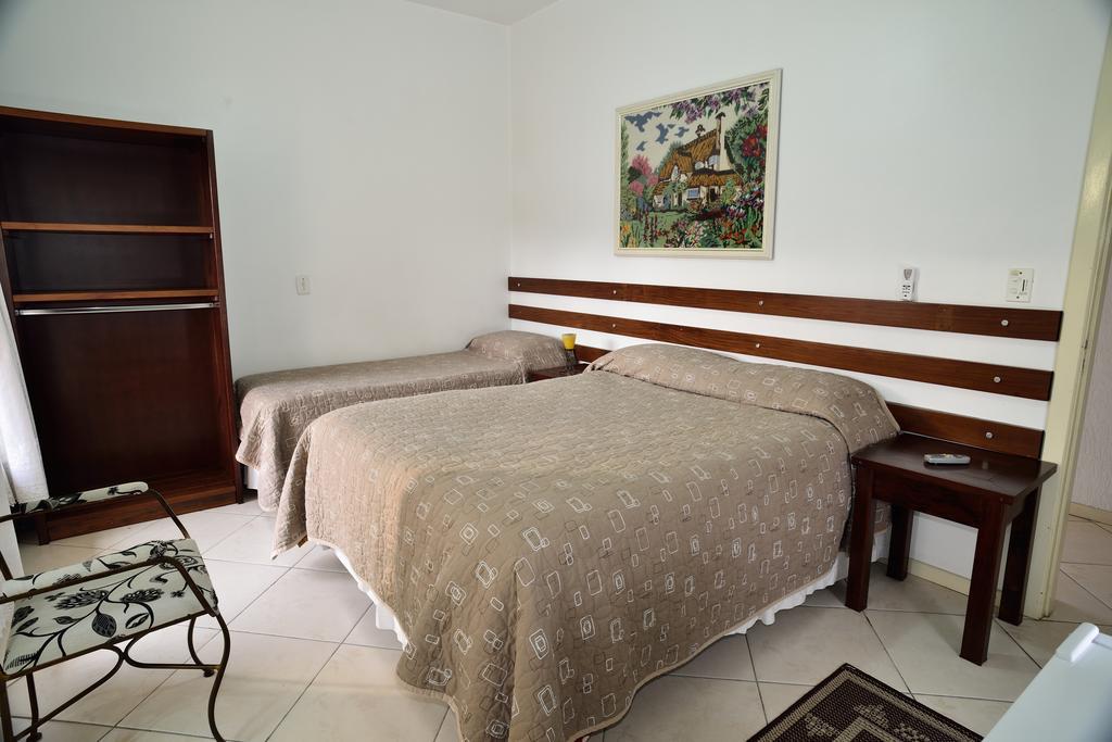 Hotel Pousada Casa Tasca Bento Gonçalves Habitación foto