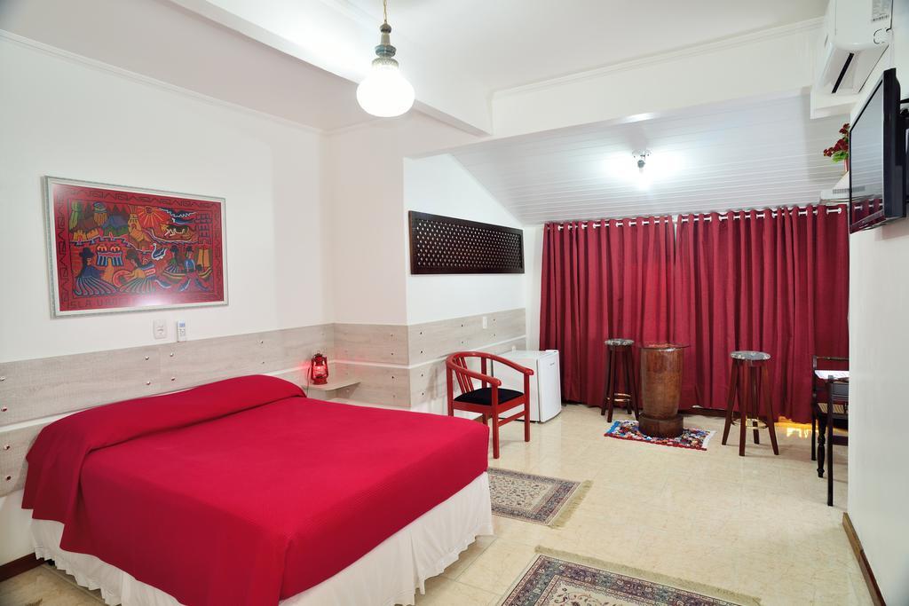 Hotel Pousada Casa Tasca Bento Gonçalves Habitación foto